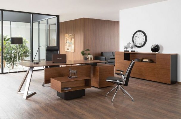 Axel VIP Executive Group Set