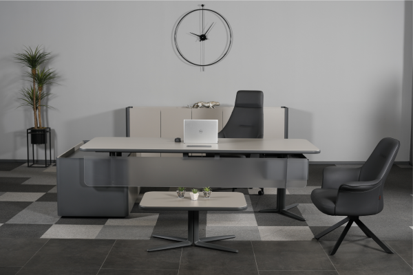 Chance Executive Set