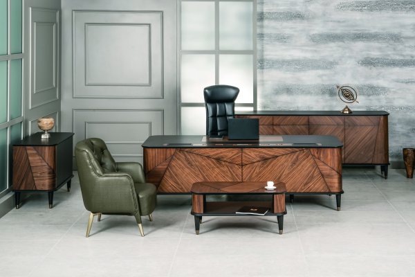 Paradise Executive Group Set