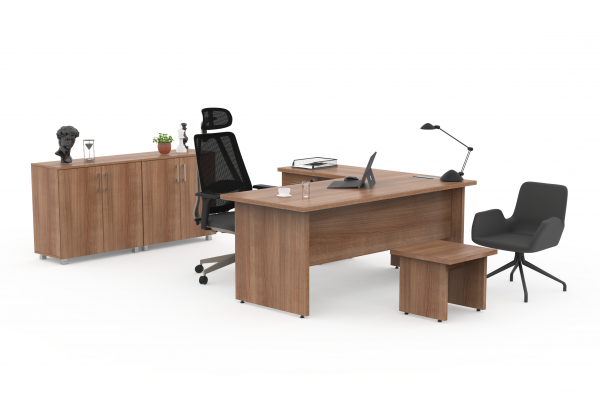 Plus Desk Set With Supporting Pedestal