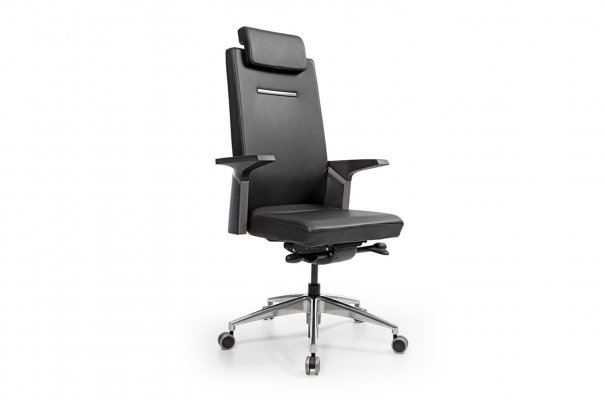 Satine 9 Executive Chair
